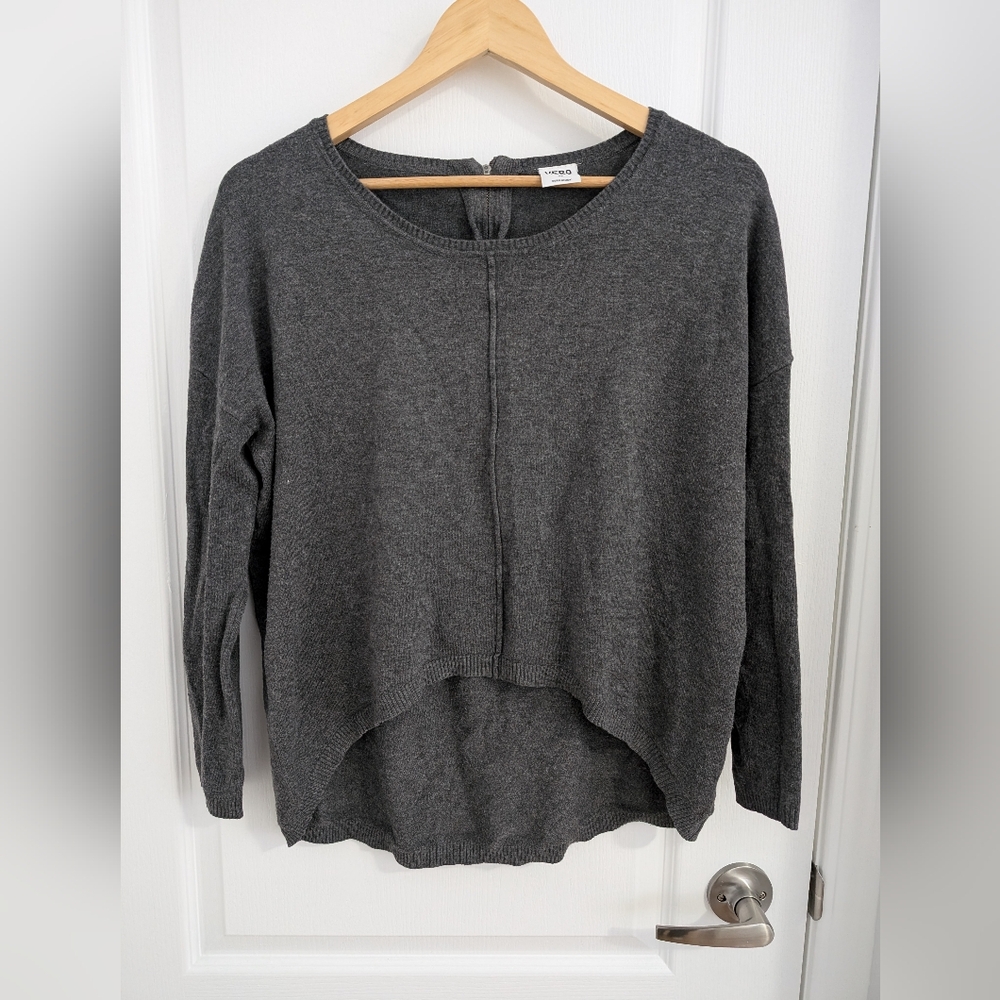 Vero Moda Grey Hi-Low Sweater - Size XSmall